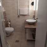 Anonymus Vendeghaz Apartment *