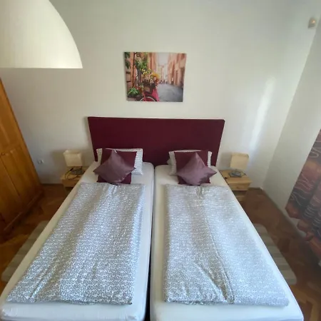 Anonymus Apartman Siófok