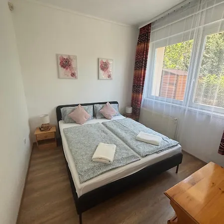Apartment Anonymus Vendeghaz