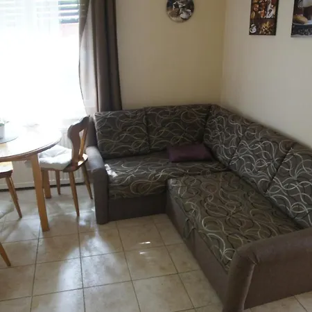 Anonymus Vendeghaz Apartamento