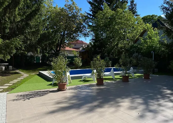 Anonymus Vendeghaz * שיופוק