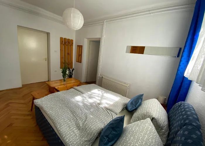 Anonymus Vendeghaz Appartement *