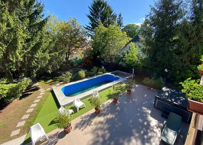 Anonymus Vendeghaz * שיופוק