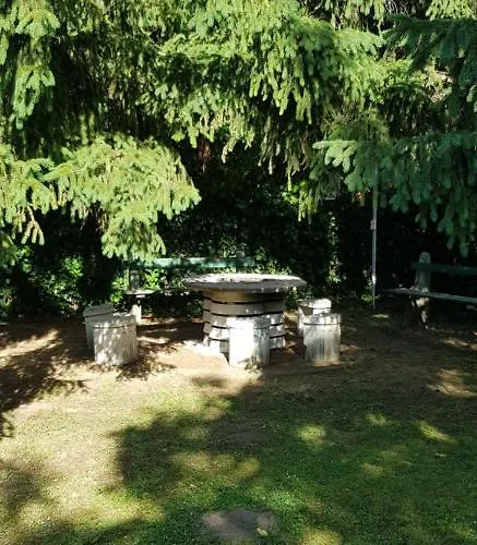 דירה Anonymus Vendeghaz *